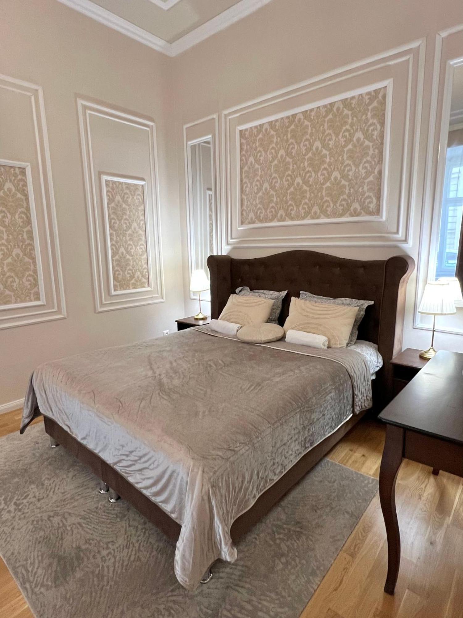 Angeloroma Deluxe Apartment Прага Экстерьер фото
